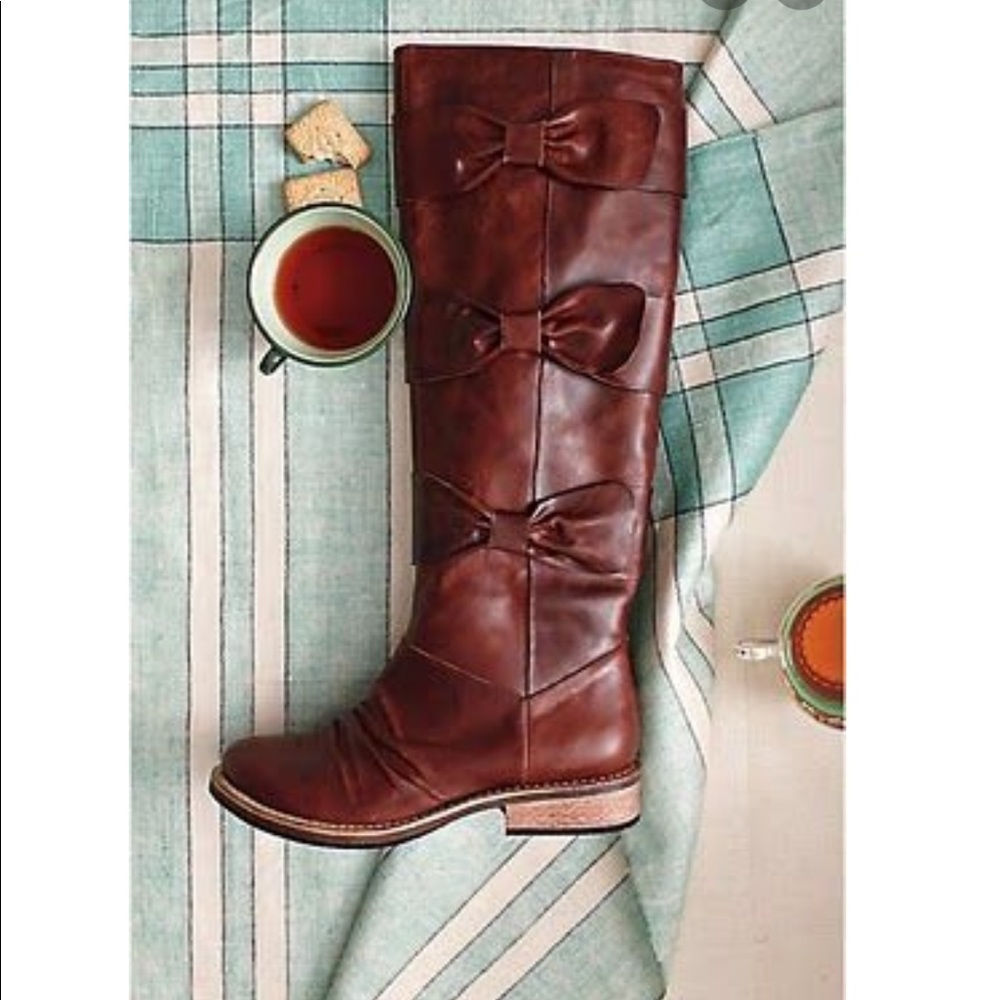 Anthropologie brand three bow leather riding boots